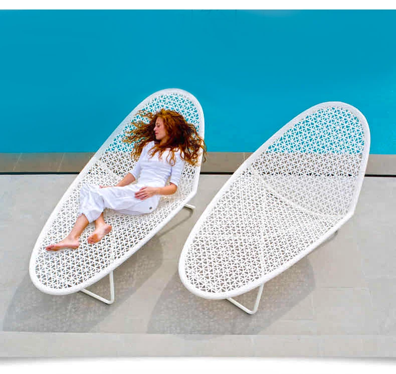 Factory Direct Sale Rattan Outdoor Furniture Recling Chair Lounge Simple Sun Lounger