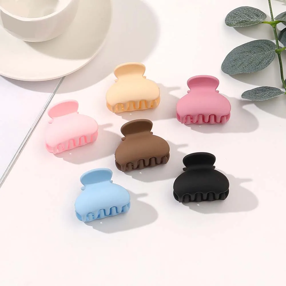 hot sale Frosted semicircle small hairpin High ponytail grip wash hair pan shark clip for wholesale