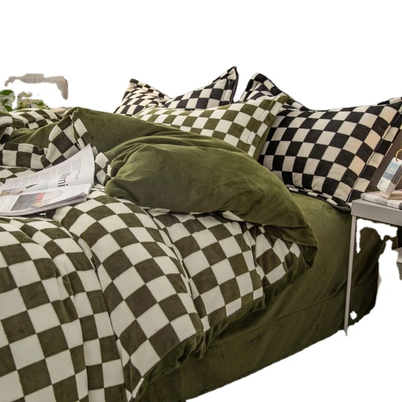 Hot Sale Milk Fiber Retro Plaid pattern Designer Look luxury Double Faced velvet warm Comforter Bedding Sets