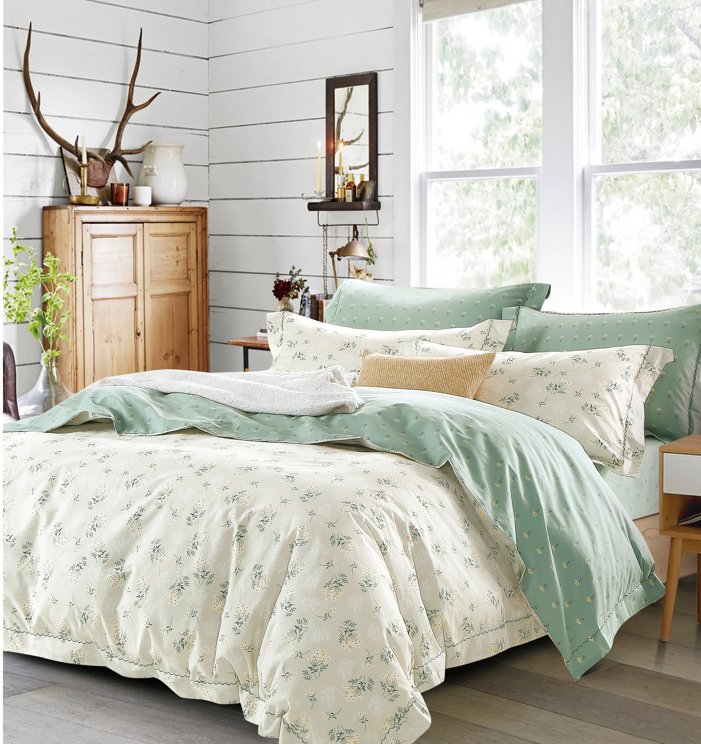 100% Cotton Bed Sheet Set Customized Print Flower Designs Bedding Sets Environmental Comforter