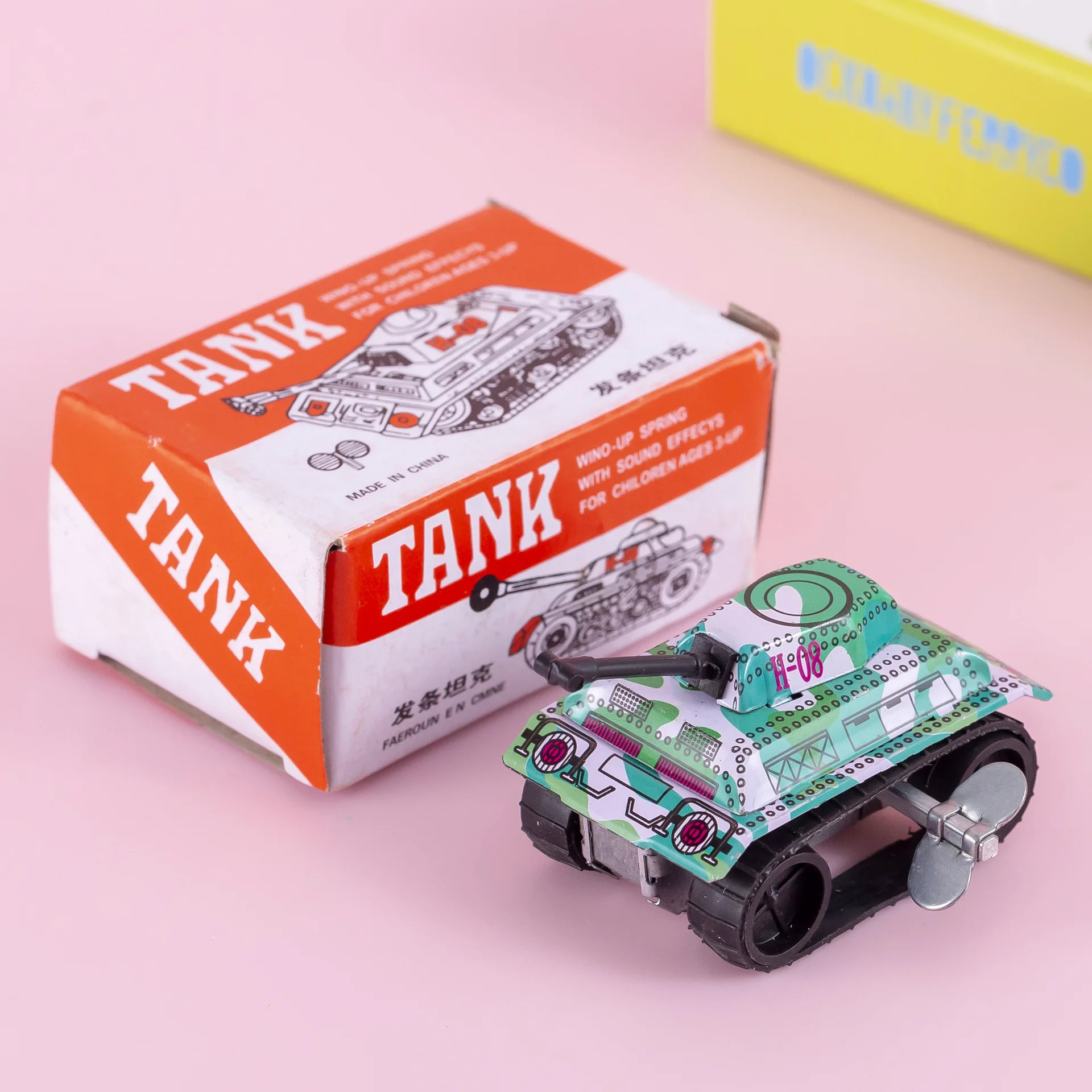 Wind up Animals Toy for Kids the Most Popular Creative Gadget Toy for Kids Gifts Less Than $1 Classic Nostalgic Toy for Adult