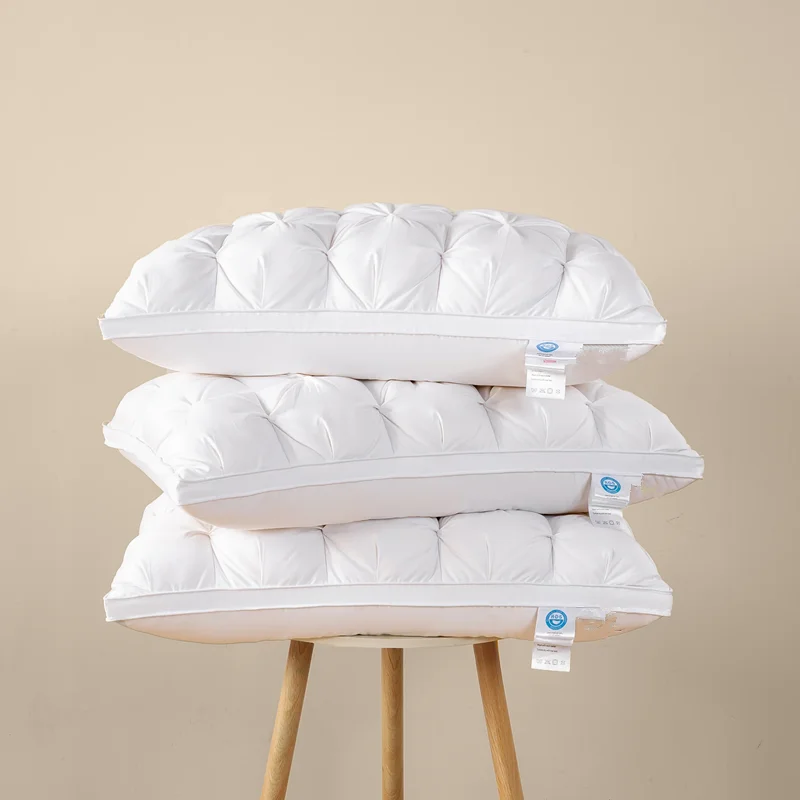 Que new Arrival Custom Goose/Duck Down Feather Twisted Flower Pillow Cushion Neck Pillow Hotel Home Bedroom For Sleeping Bed