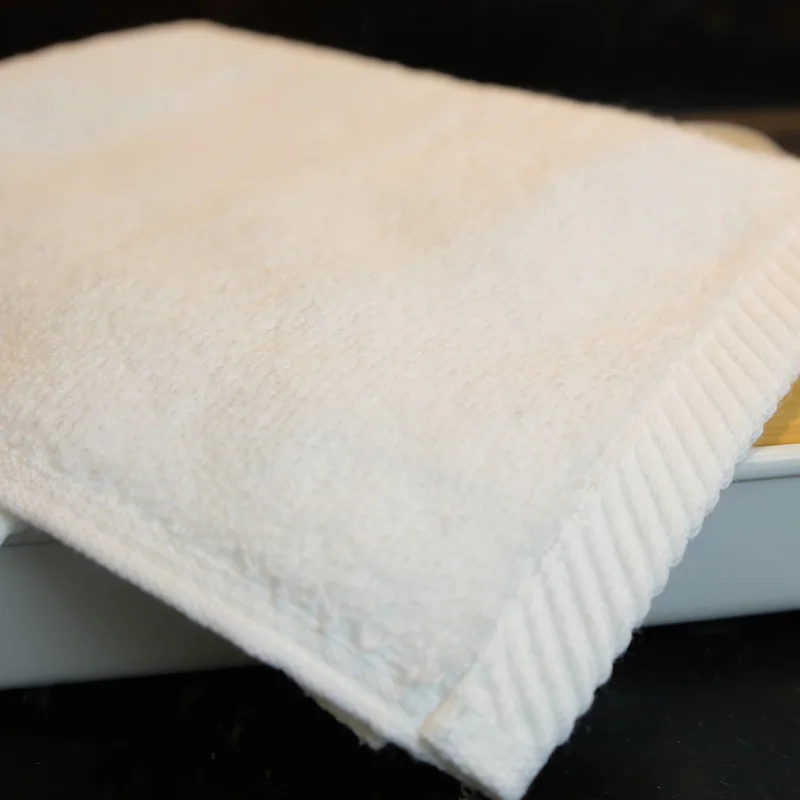 Luxury 5 Star Hotel Promotional 100% Cotton 21s Face Towel / Hand Towel / Bath Towel In Stock
