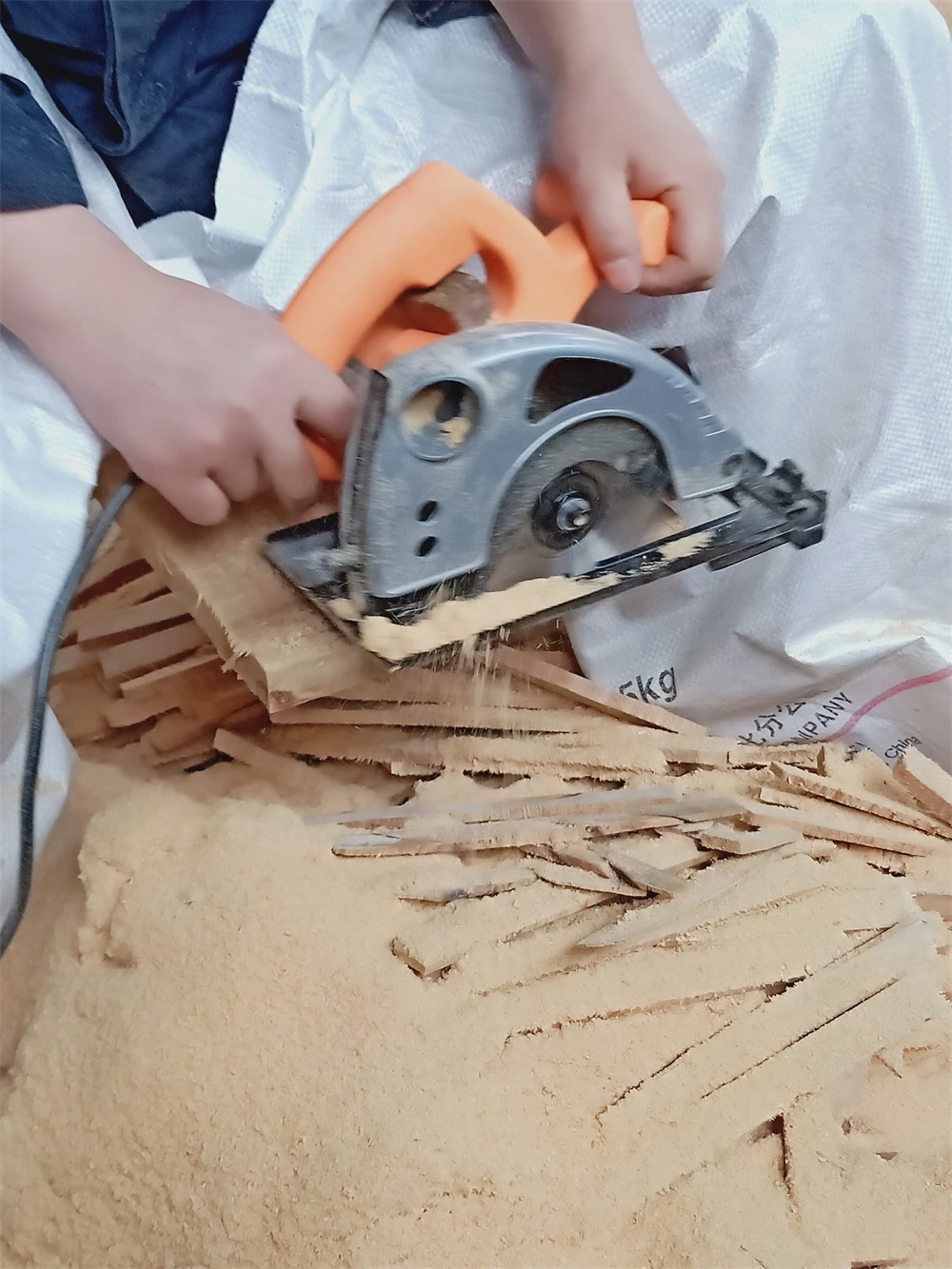 Electric Power Tool Mini Circular Saw  Blade 140mm Power 900w M1Y-XG01-140