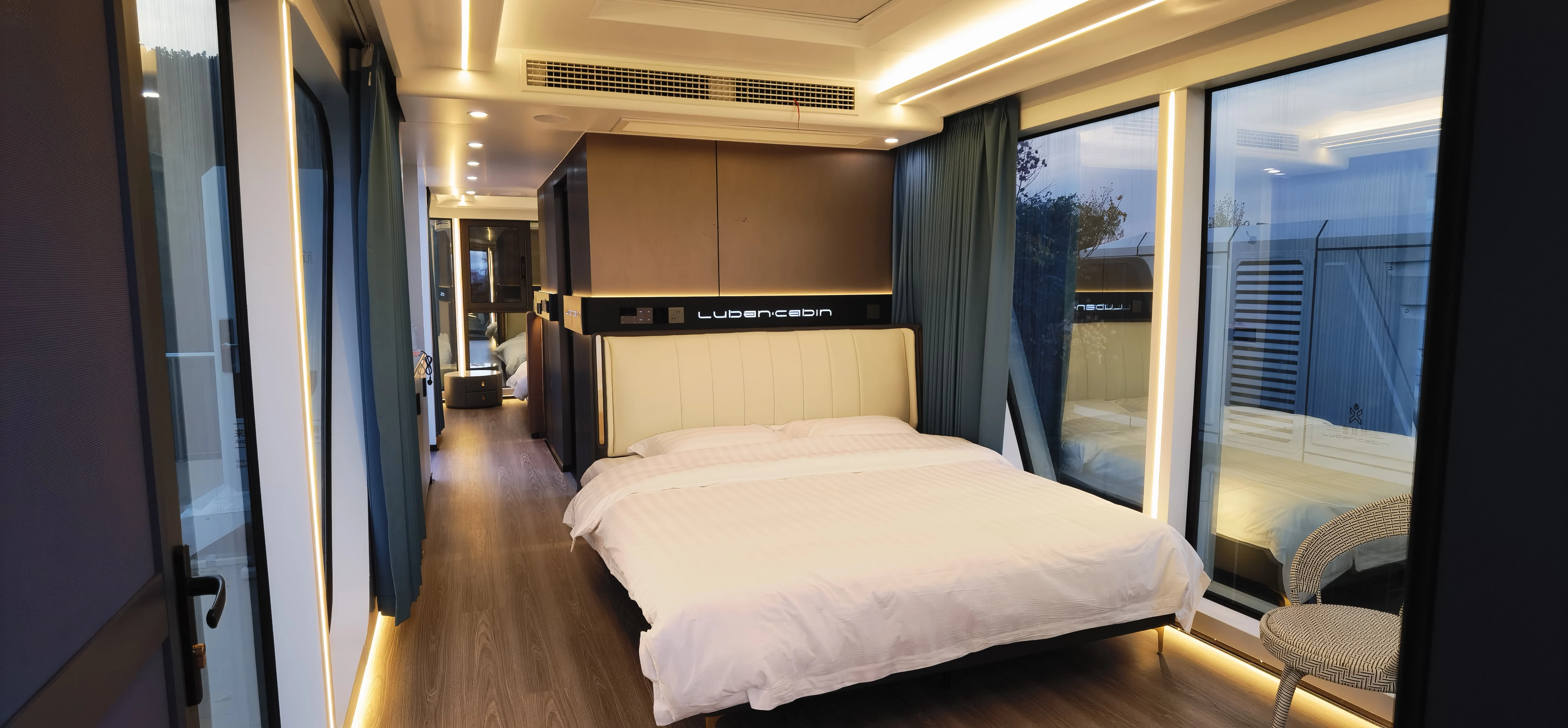 Waterproof Steel Mobile Bar Home Boat Warehouse Bathroom Exterior Living Room Office Building Dining Supermarket Courtyard