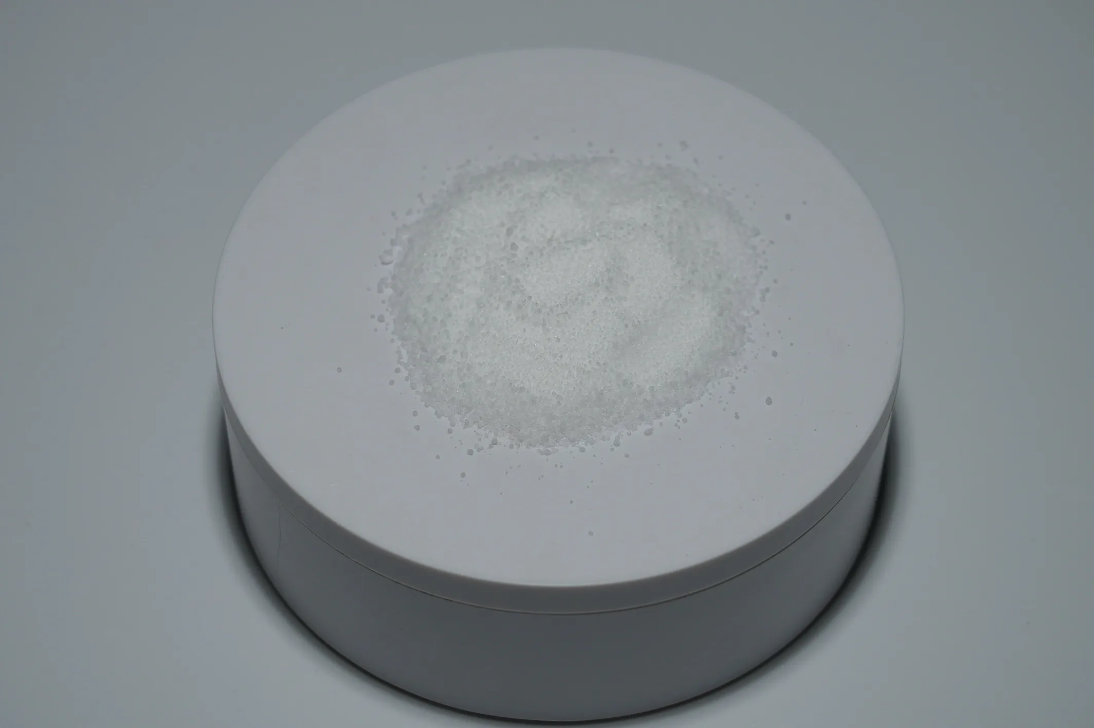 High quality and low price Ammonium Chloride Powder/ Granular 99.5%