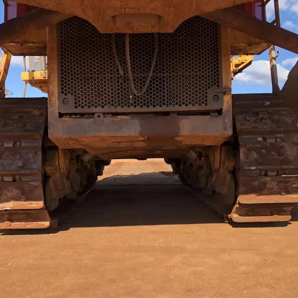 good coondition original Japan komatsu 375A D375 D31 D475 D375-6 d5 d6 d7 d8 d9 d10 d11 bulldozer for sale