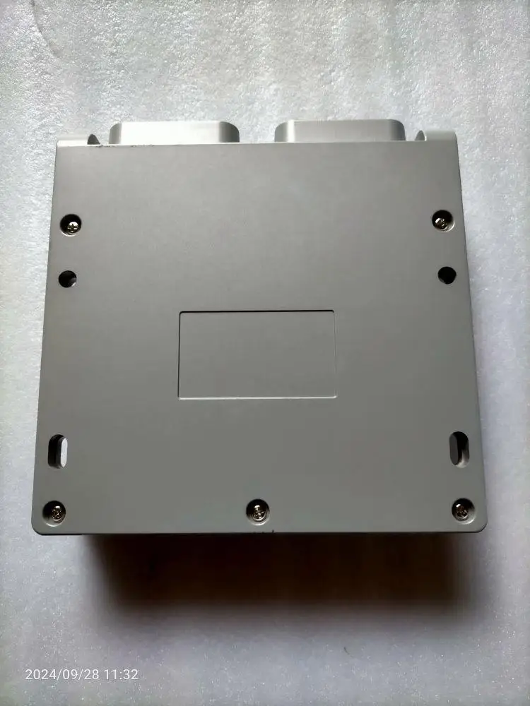 R220LC-9S Controller Panel Computer Board Electronic Control 21Q6-32780