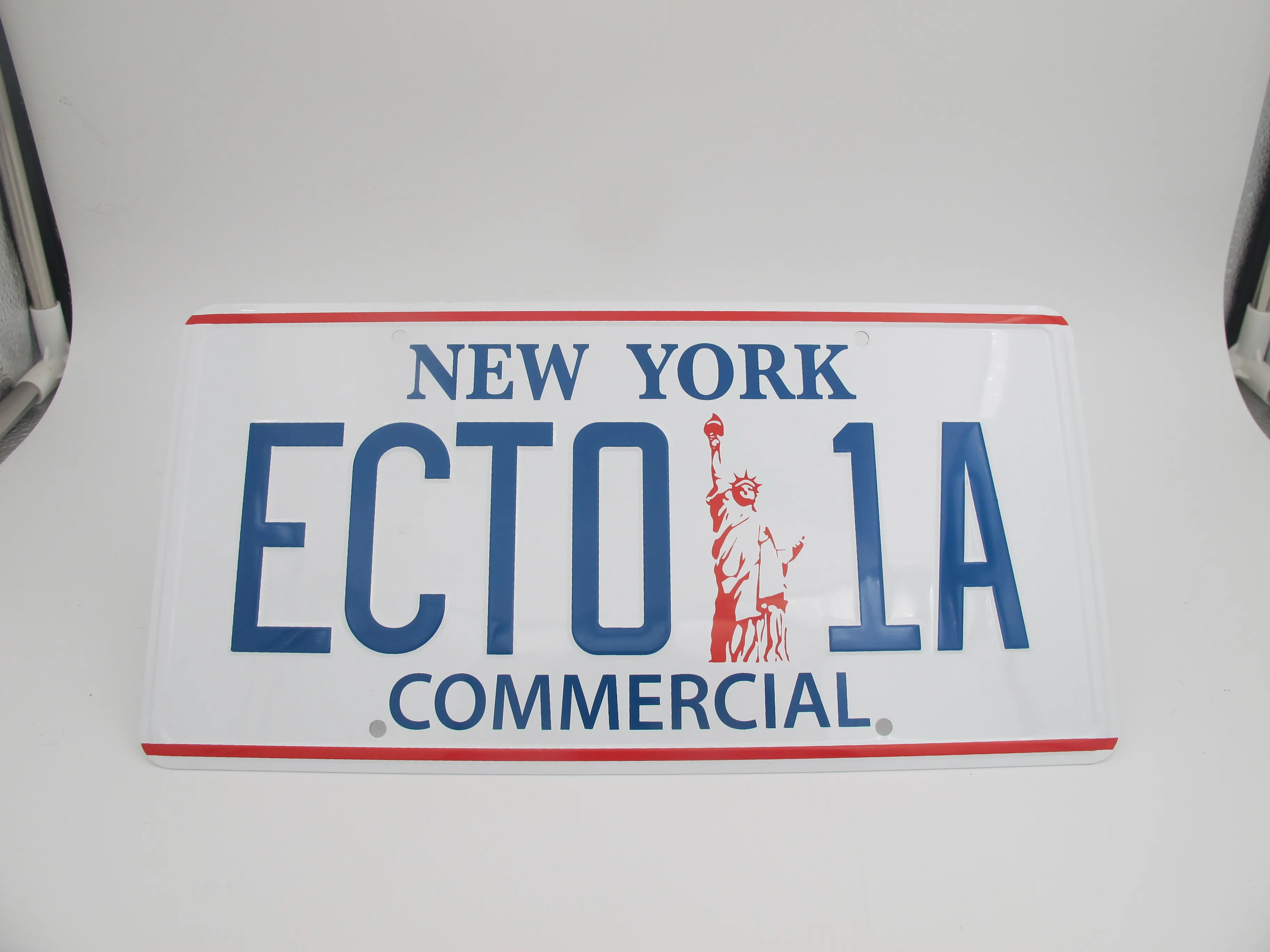 Custom logo full printing Cheap White Plastic pvc car license plate