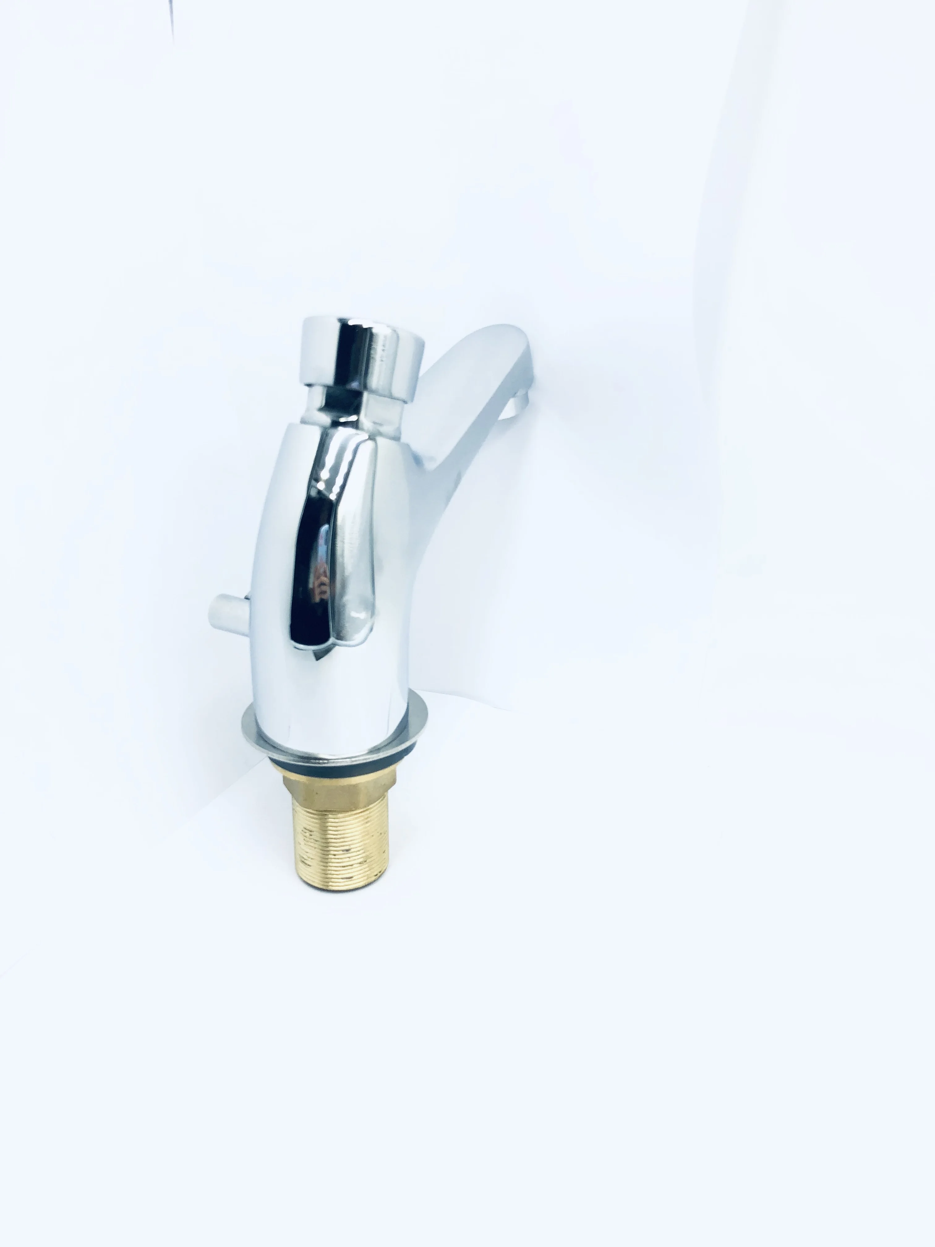 
Both bathroom and kitchen can be used time-delay kitchen faucet hot and cold 