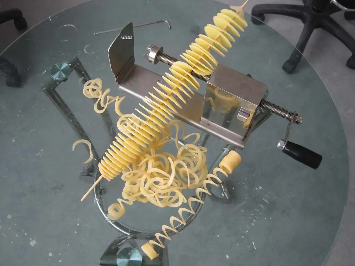 potato spring cutter spiral cutter potato automatic potato twister machine for sale