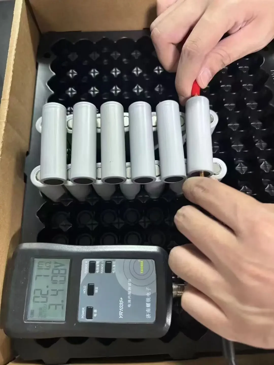 100% original A grades high discharge 21700-JP40-4000mAh-3.7V 10C is used for automobile emergency starting power supply