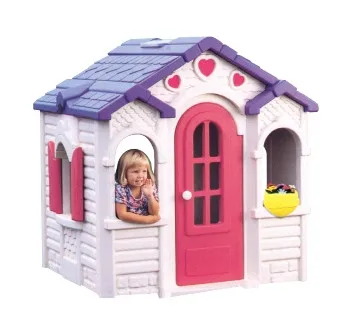 Big strawberry play house outdoor plastic playhouse for sales QX-18163A