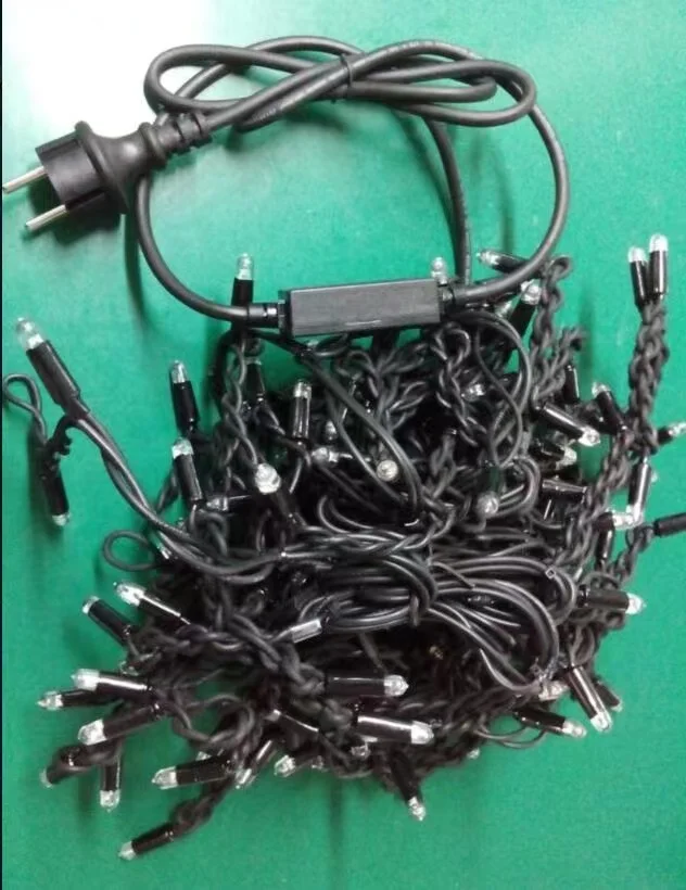 EAC Exported 3x0.6m Indoor Outdoor Falling Icicle LED Icicle Lights Connect Up to 30 meters