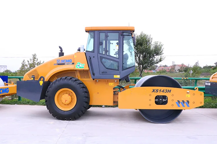 XCMG 14 ton hydraulic single drum vibratory road roller XS143H price