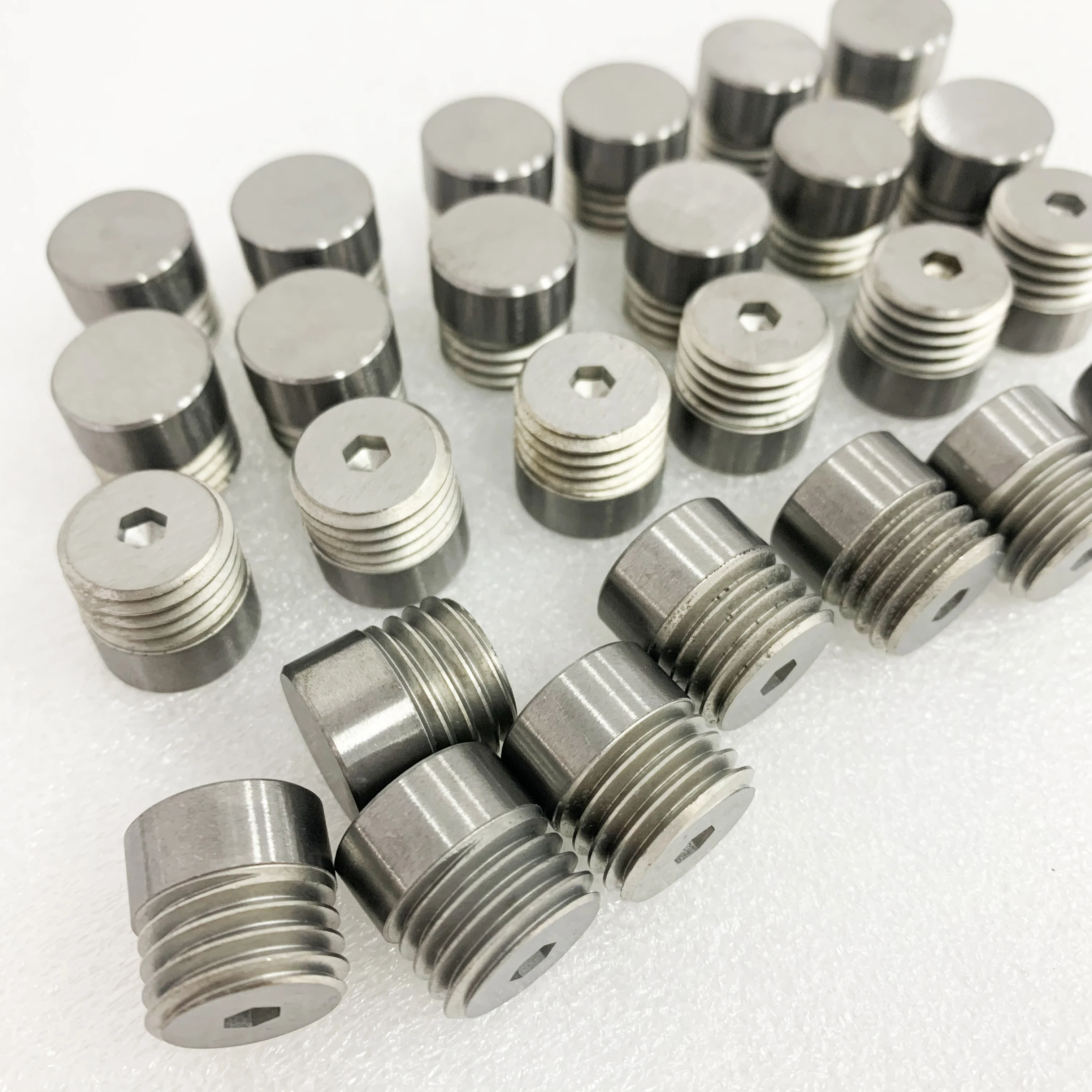 High Efficiency Original Material Tungsten Carbide Peg Cemented Carbide Pins Studs for Horizontal Grinding Mill