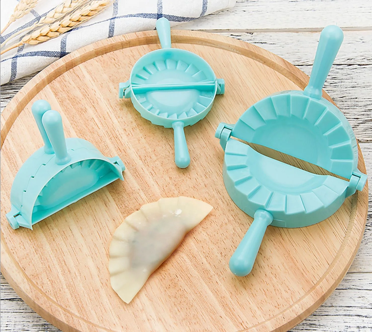 Hot sell 3pcs moon shape dumpling mold set for cake tools