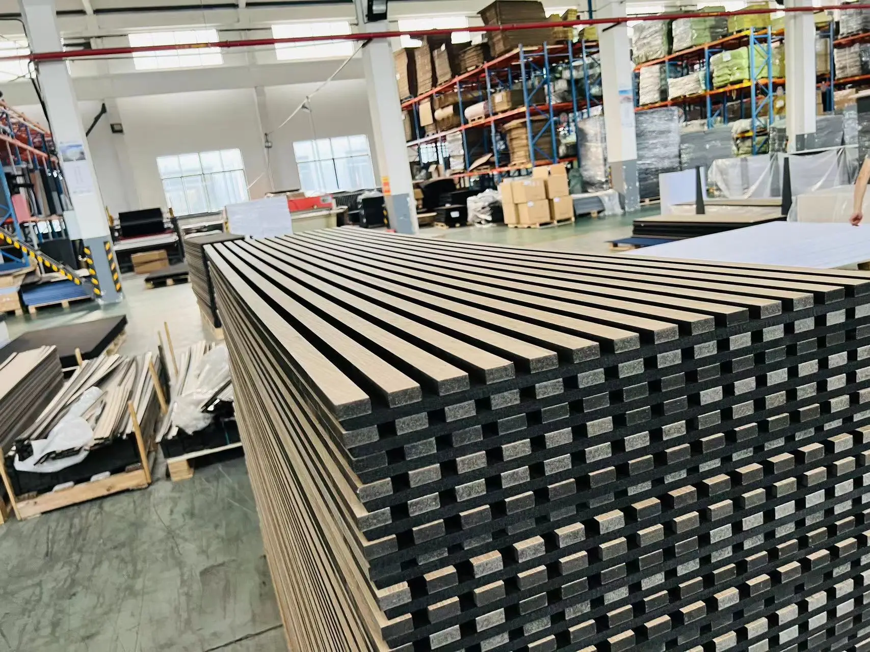 Luxury Flexible 3d Pine Slats Grill Interior Solid Wood Fluted Wall Panels