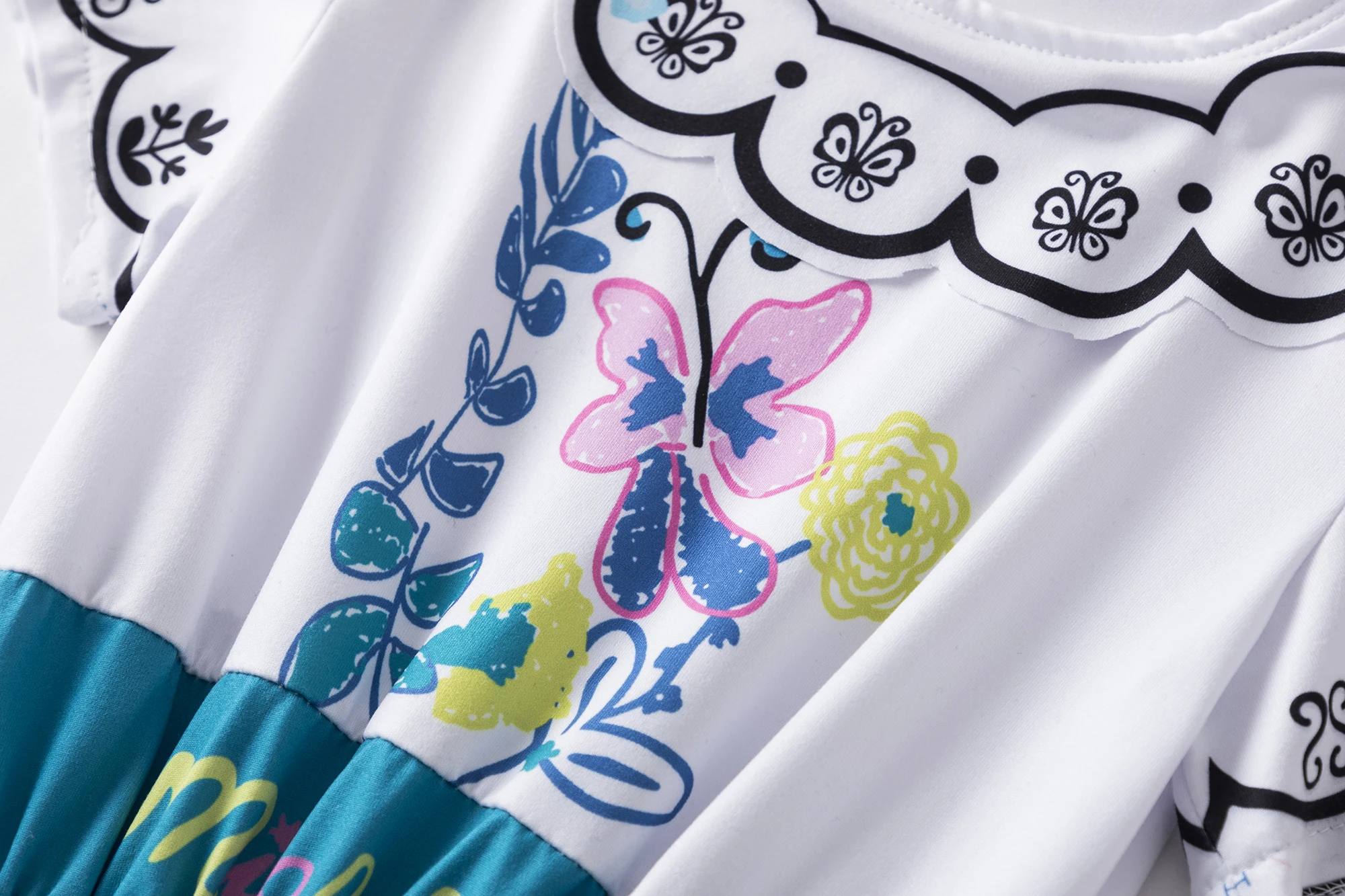 Encanto Madrigal Cosplay Costume Girl Dress Princess Dress Glasses Earrings Mirabel Costume Dolores Encanto Isabela dresses