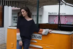 Хит продаж, женский полосатый пуловер с v-образным вырезом и рукавами-фонариками, свитер плюс размера, свитера в полоску