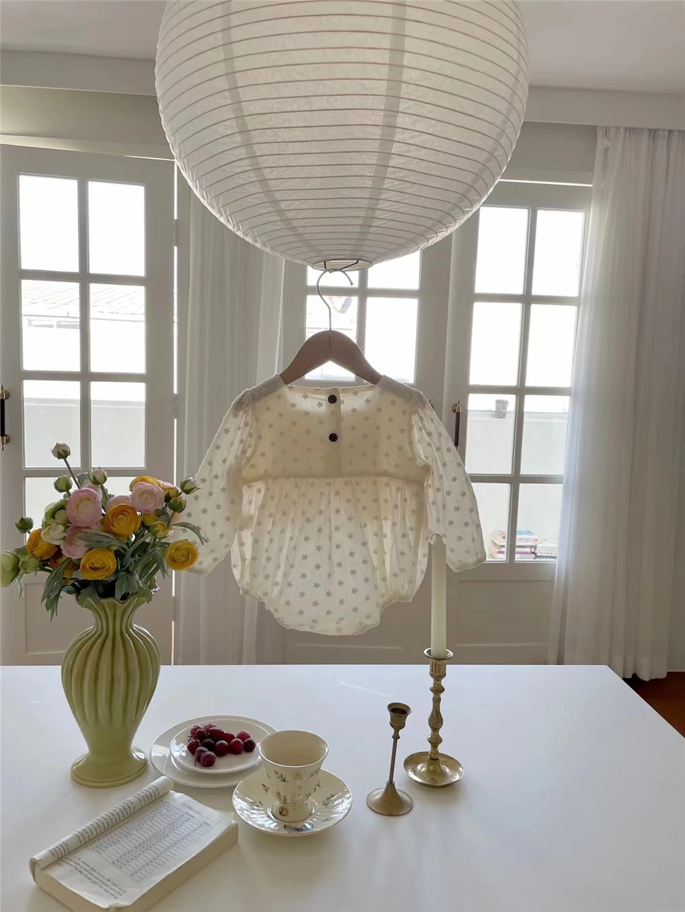 JNFS Latest Designer Baby Girls Romper Flower Embroidery Front Bows Infant Jumpsuits Princess Party Newborn Clothes