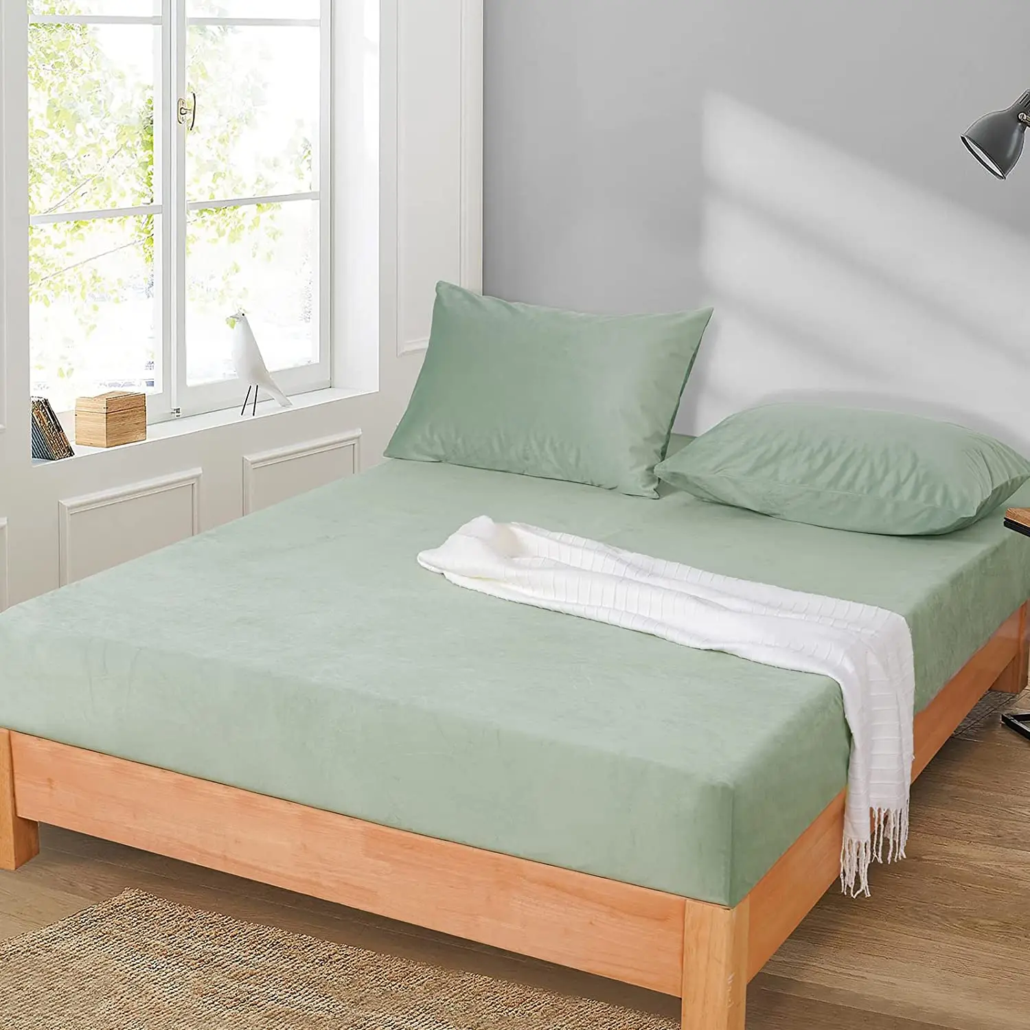 Soft Mattress Protector Velvet Waterproof Mattress Cover
