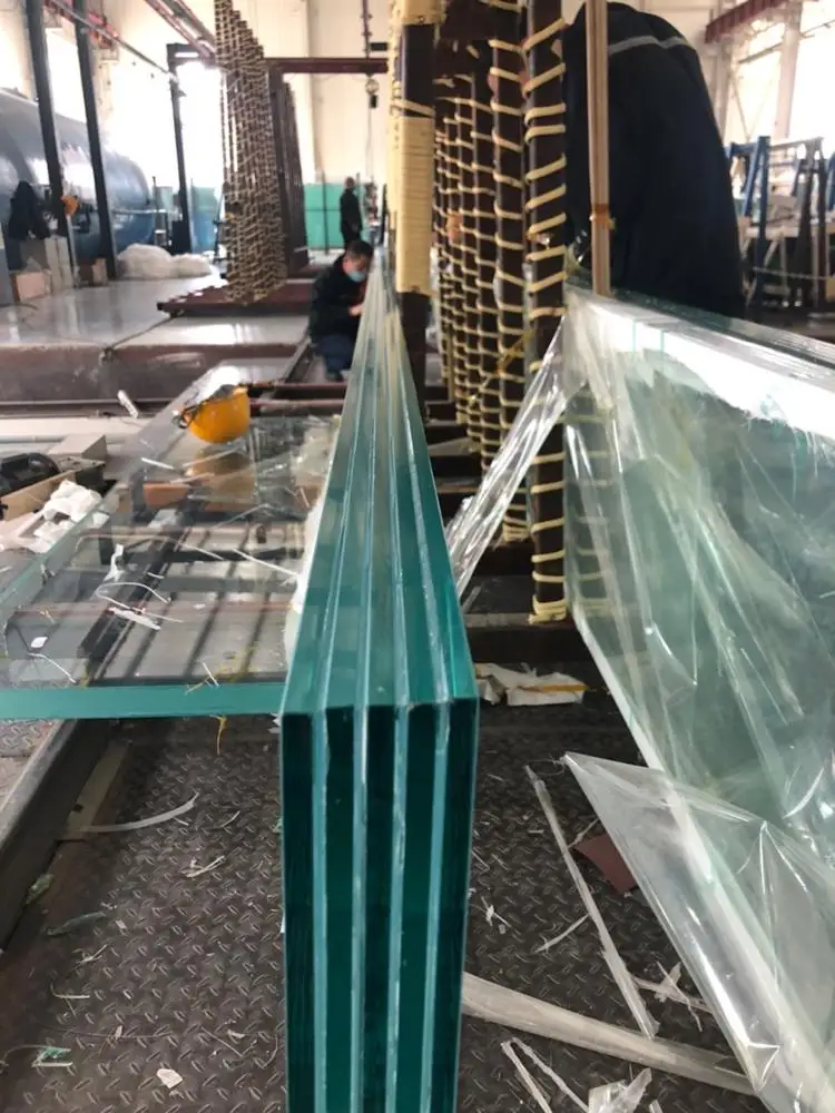 Australia UAE Dubai Use Laminated Glass Price 12.76mm 17.52mm Tempered laminated glass balcony railing