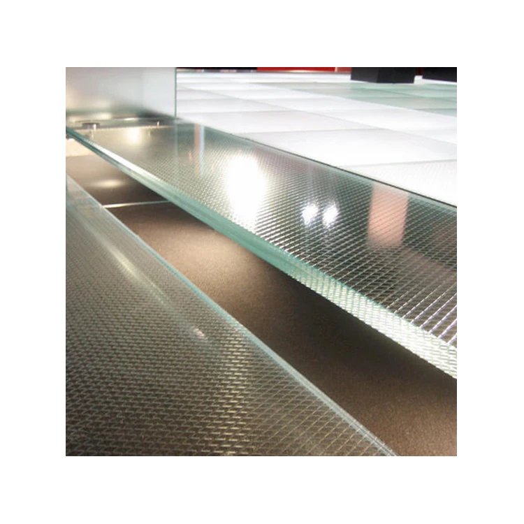 China Low-E Tempered Toughened Glass in 4mm 5mm 6mm 8mm 10mm 12mm 15mm Thickness for Balcony Railing and Balustrade