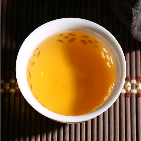 
Chinese tea leaves organic 20g easy cooking sliced black/dark tea brick 