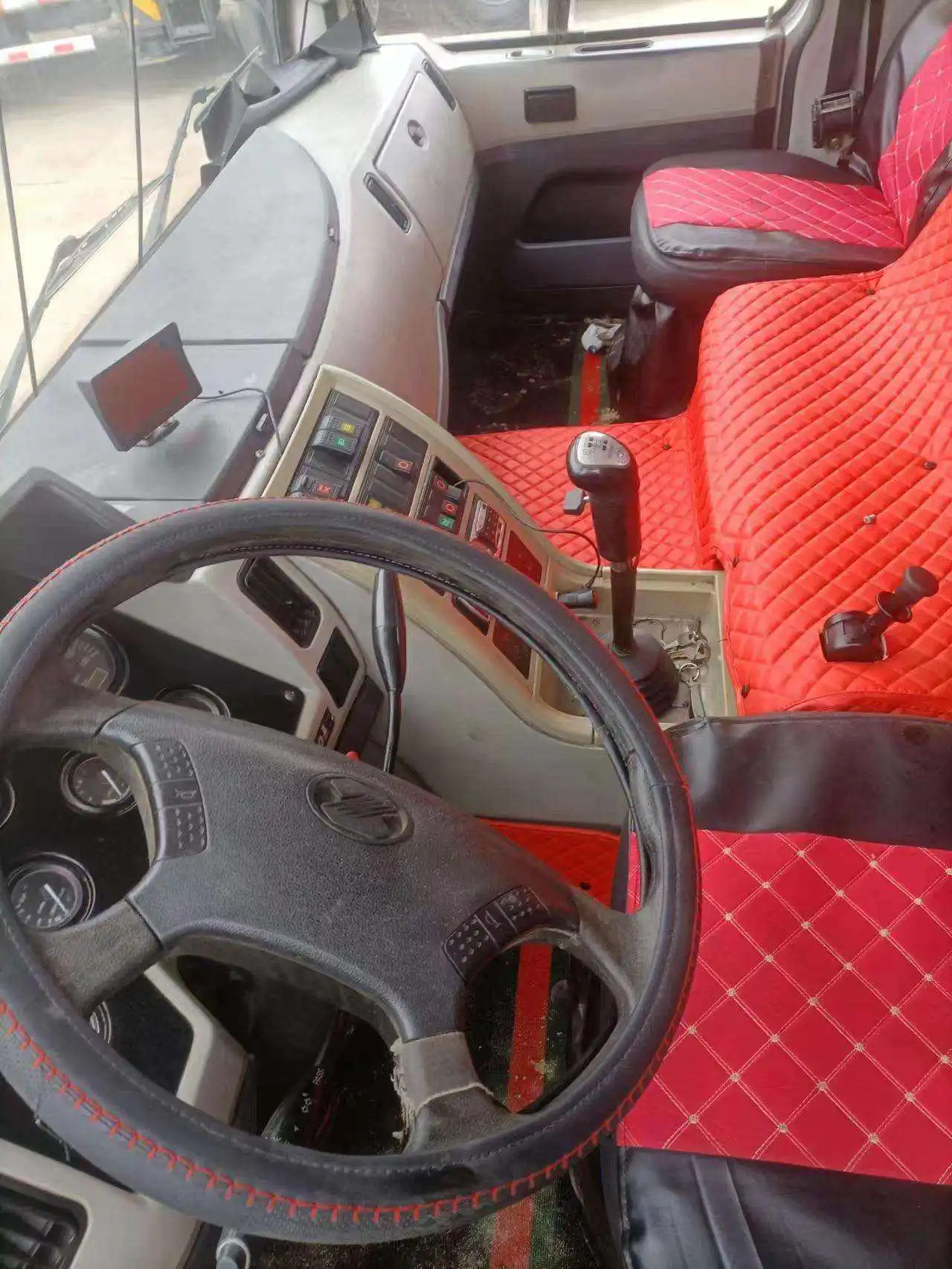 Wholesale hydraulic pick up electric hoist lifting machine tractor trucks with crane