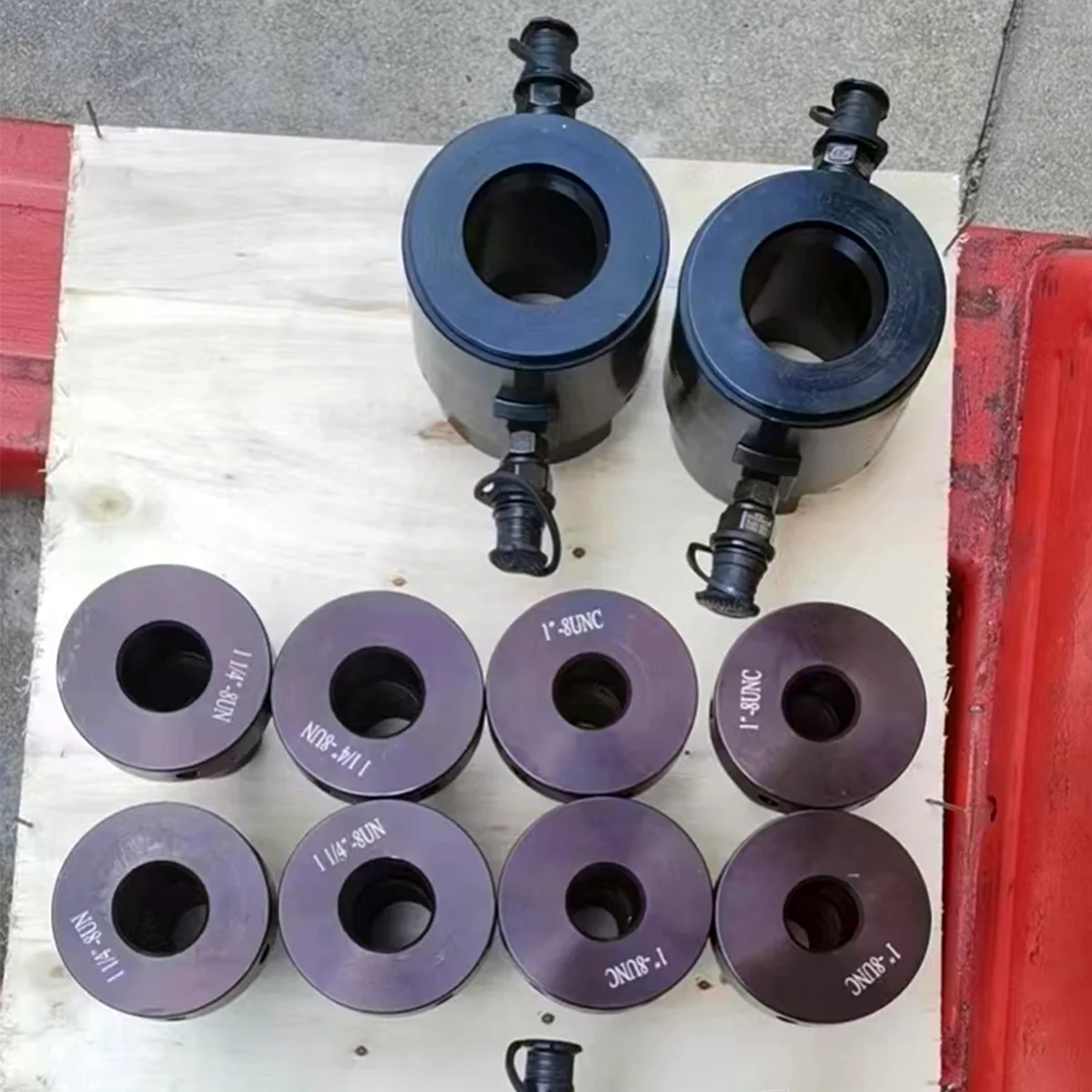 Factory Supply 150 Mpa Super High Pressure Interchangeable Head Hydraulic Bolt Tensioner for Thread M16-M95