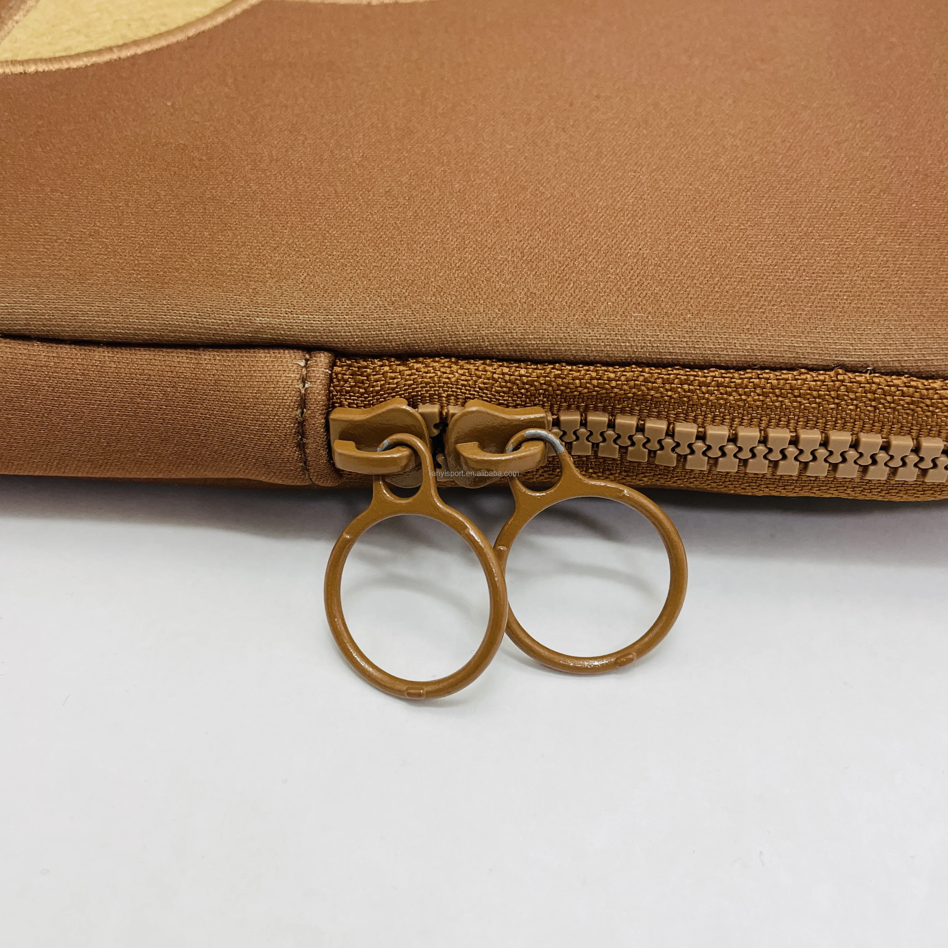 SMETA Factory Custom LOGO Neoprene Bear iPad Sleeve Fun iPad case designs padded Table Sleeve Cute iPad Air Pouch 9 10 inch