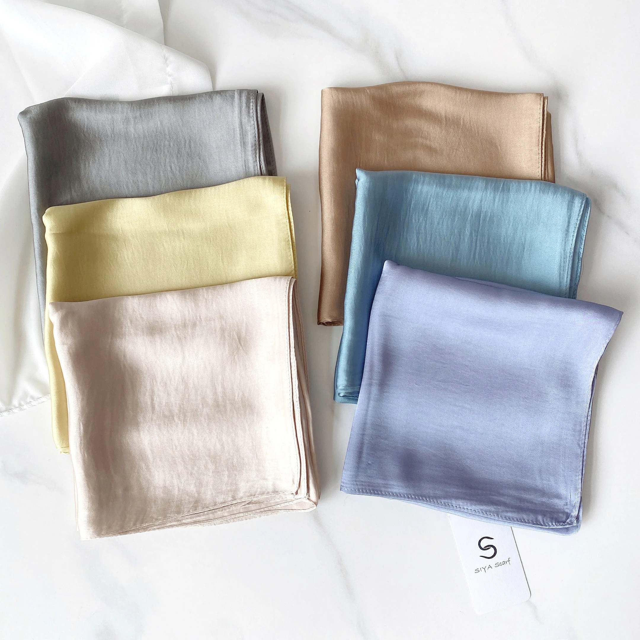 Wholesale Custom Silk Scarves Fashion Printed Design foulard Silk Pocket Square polyester Silk hijab Scarf For Ladies