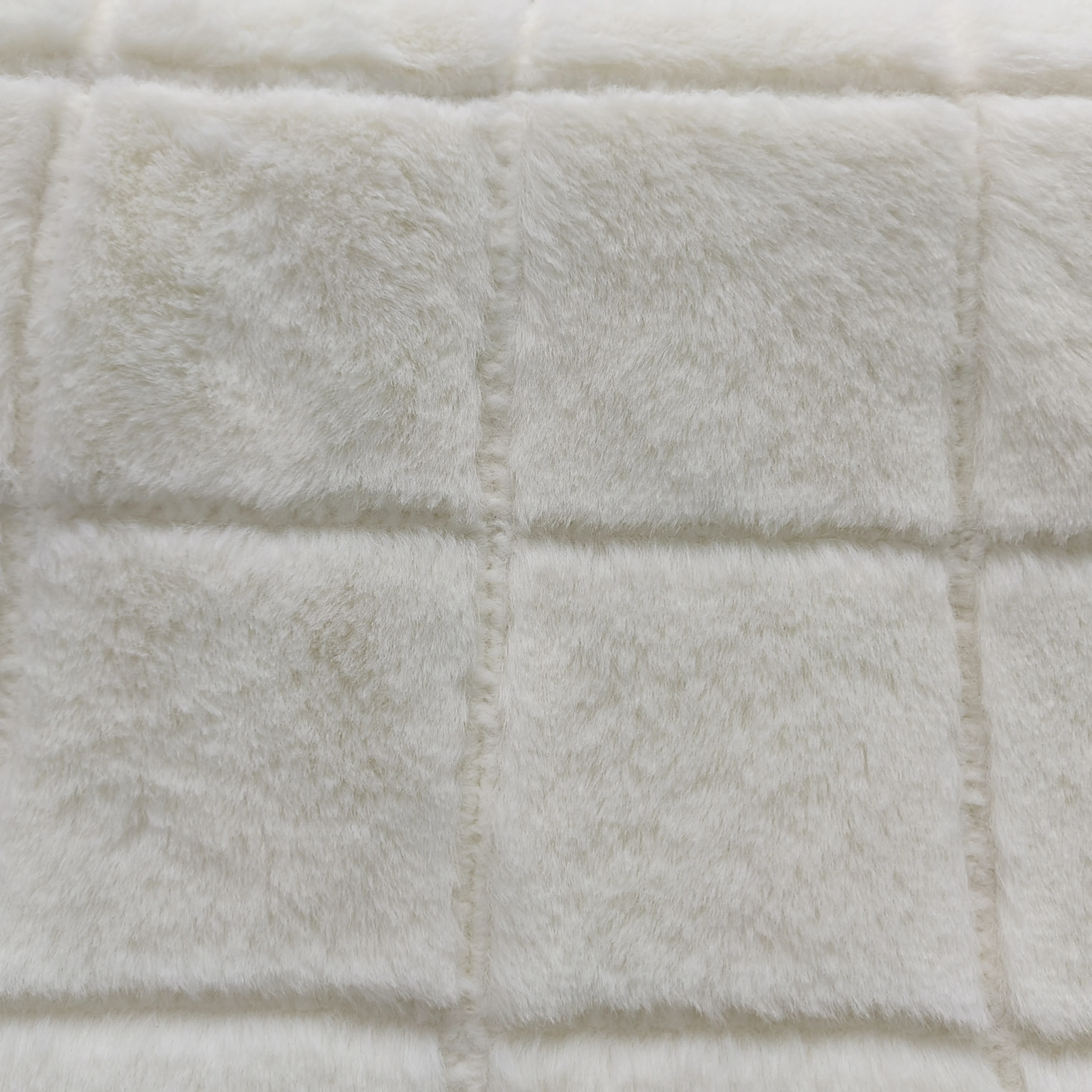 custom cutting two-double super soft blanket faux fur baby blanket designer fur tassel ball blanket for baby