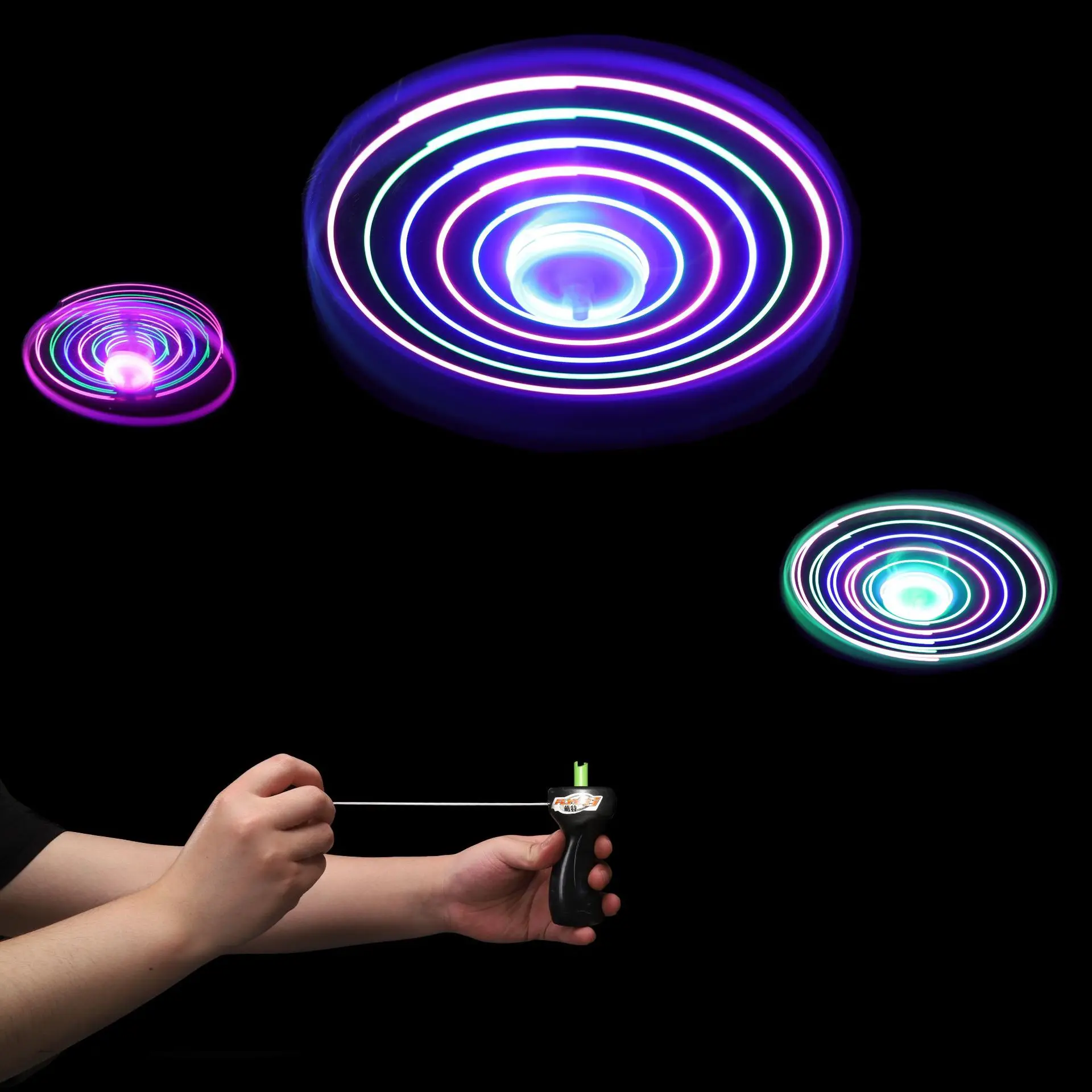 Wholesale Outdoor Children Plastic Pull String Stay Wire Led Flashing Light Up Flying Saucer Disc Toy