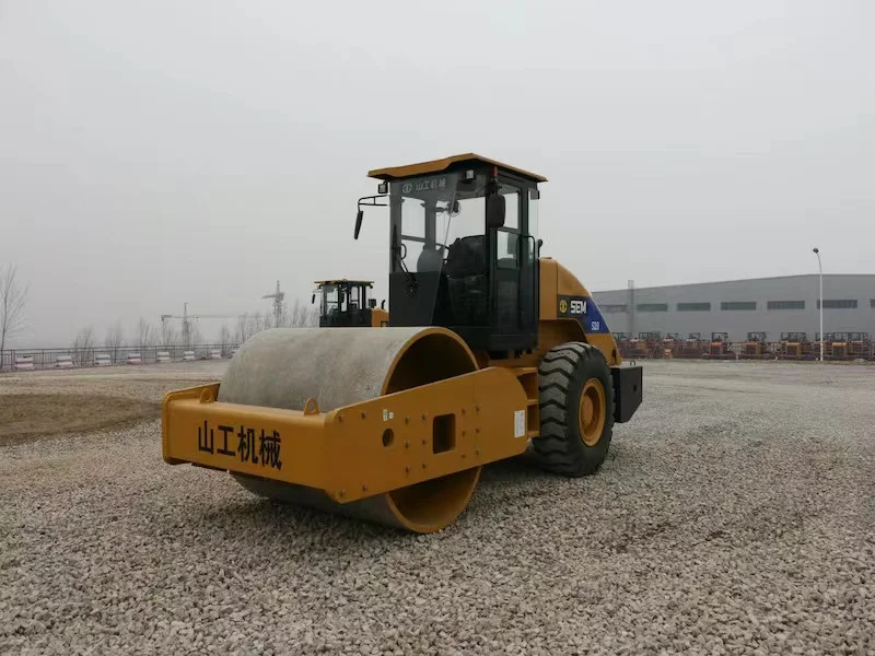 China high quality SEM 520 20T soil road roller for price