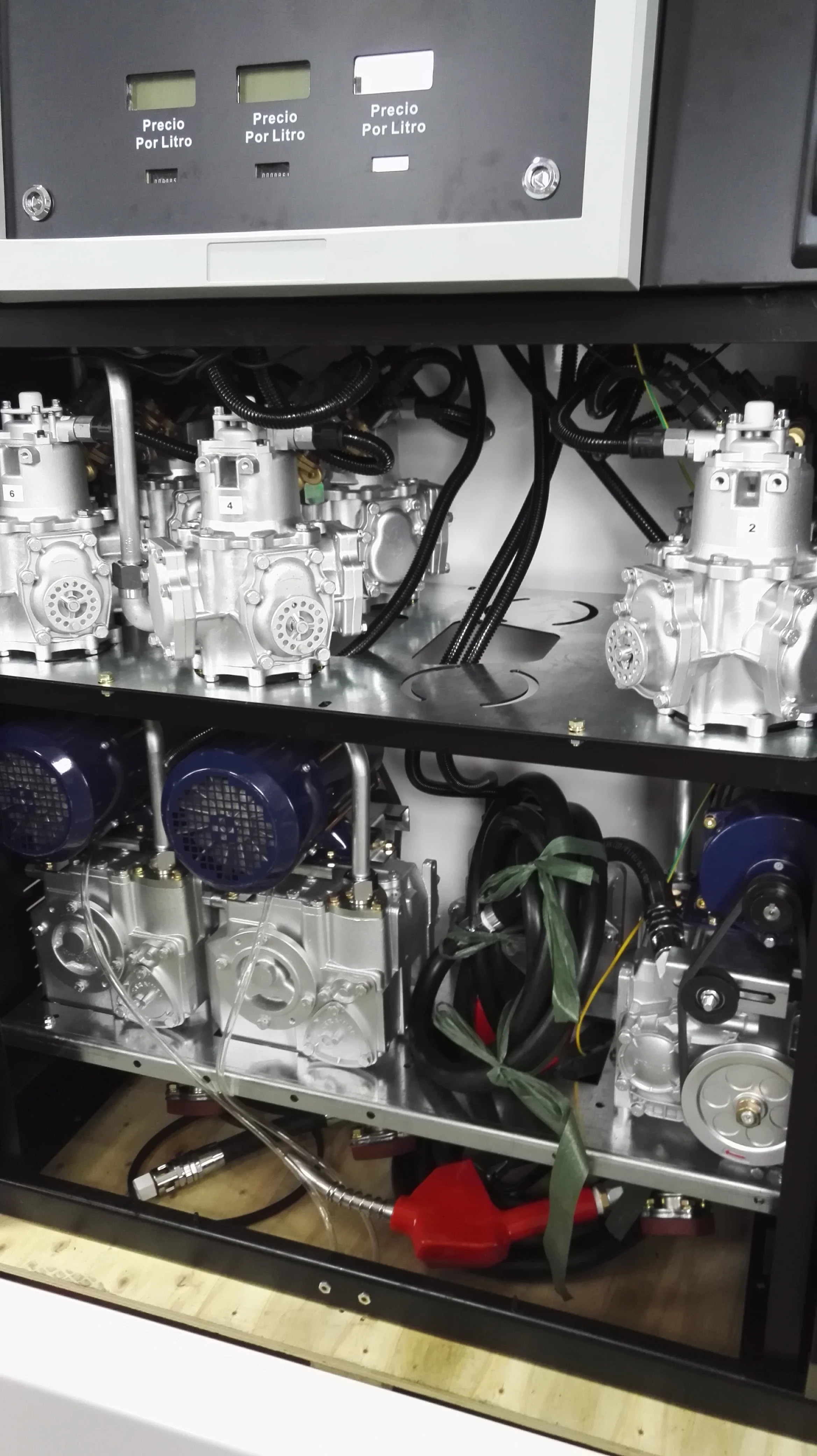 Gilbarco Model 3-Product&6-Hose Fuel Dispenser Pump  for Gas Station