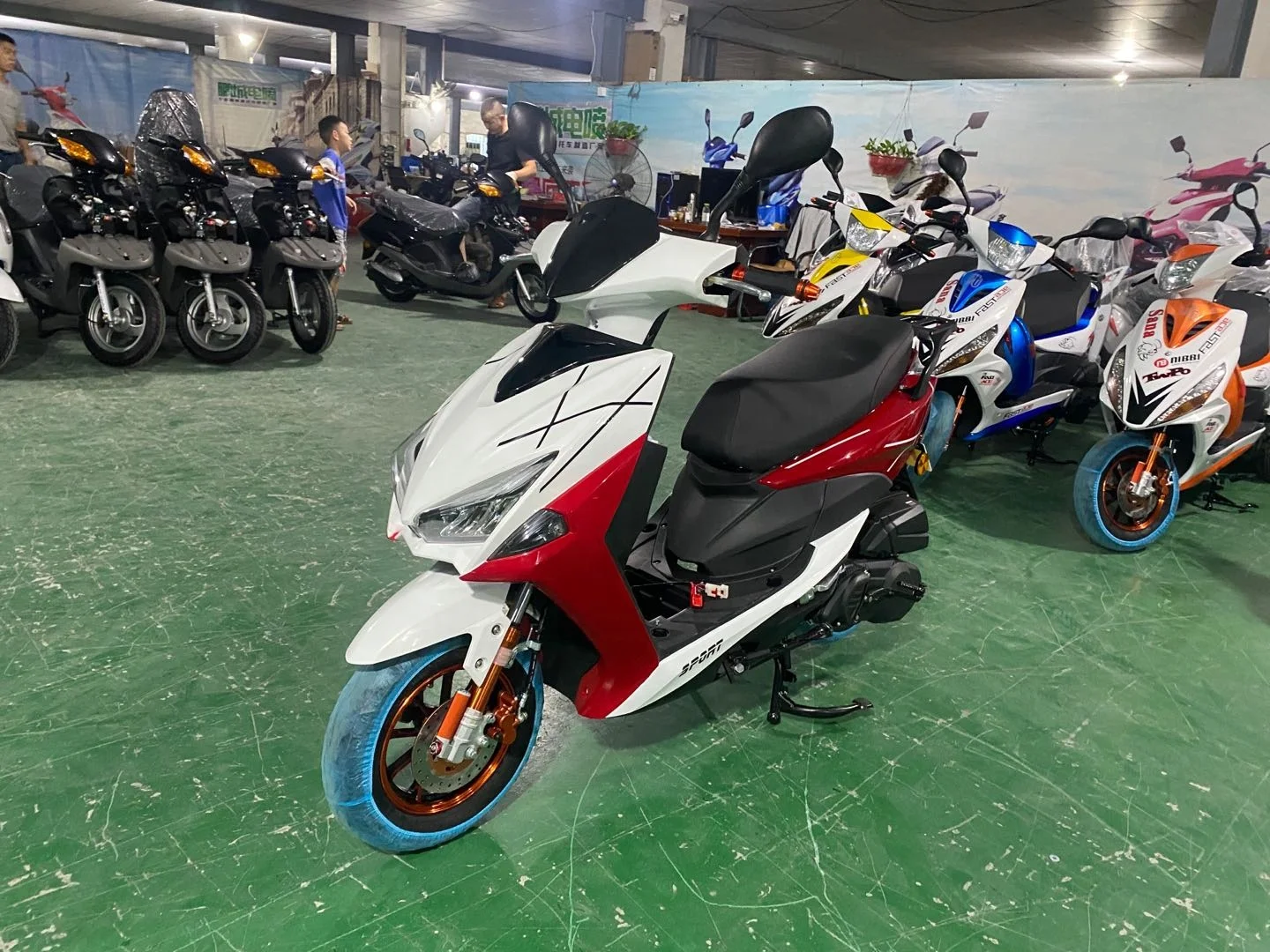 selling e 110 150 cc motor 100cc mini bike 2 wheel kick scooter cheapest motorcycle automatic 125cc moto bicycle for adult sale