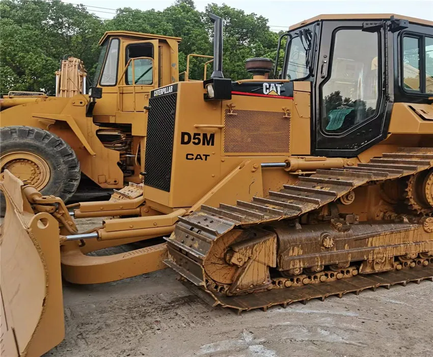 used cat D5M Bulldozer/ cheap price CAT D5H D5M Dozer with Blade for sale