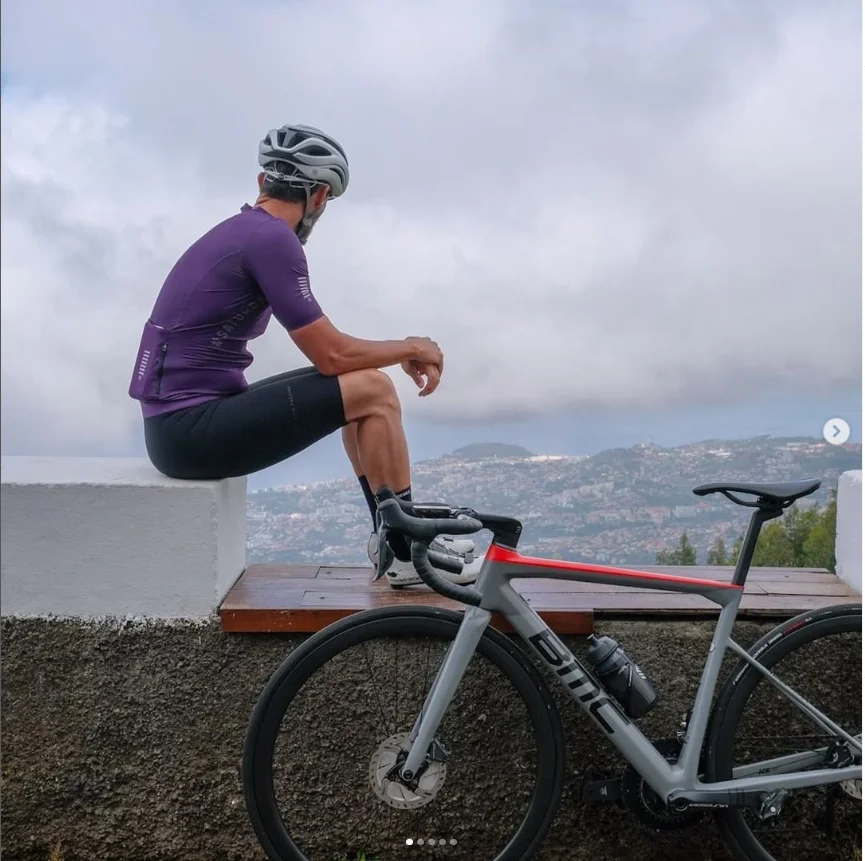 Monton OEM private label road bicycle outfit custom cycling suit short sleeve cycling jersey set  pro bike racing cycling kit