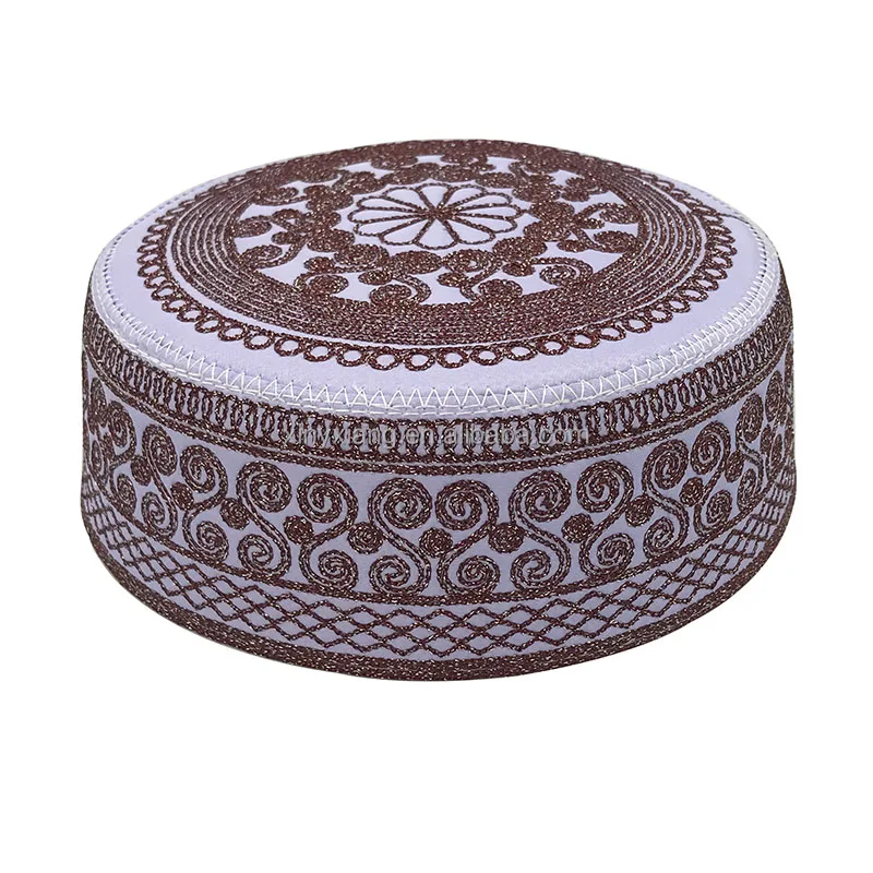 Factory Wholesale Muslim Mens Topi Prayer Cap White and Chocolate Bown Kufi Hat with Intricate Embroidery Hats