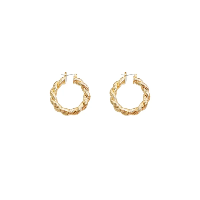 Wholesale Korean  2022 women earrings fashion simple metal rope twist drop earrings  Gold Plated Women Jewelry
