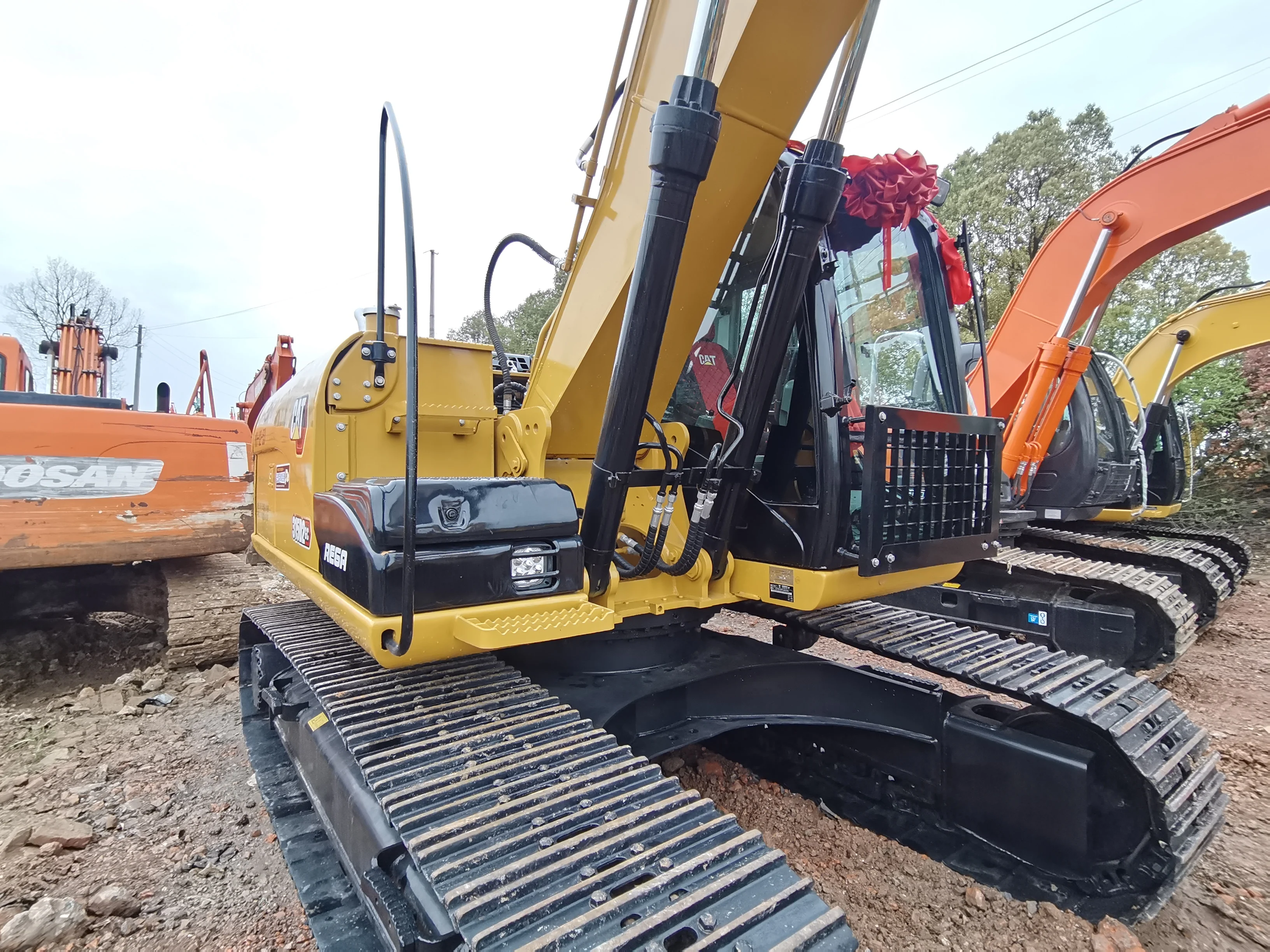Оригинальные японские детали для экскаватора Cat315D2 гарантия качества основные компоненты двигателя моторный насос гусеничный механизм модели 315D 320D