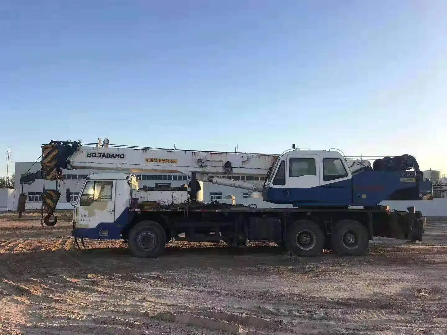 Б/у гидравлический кран TADANO TG250E 25 тонн продажа