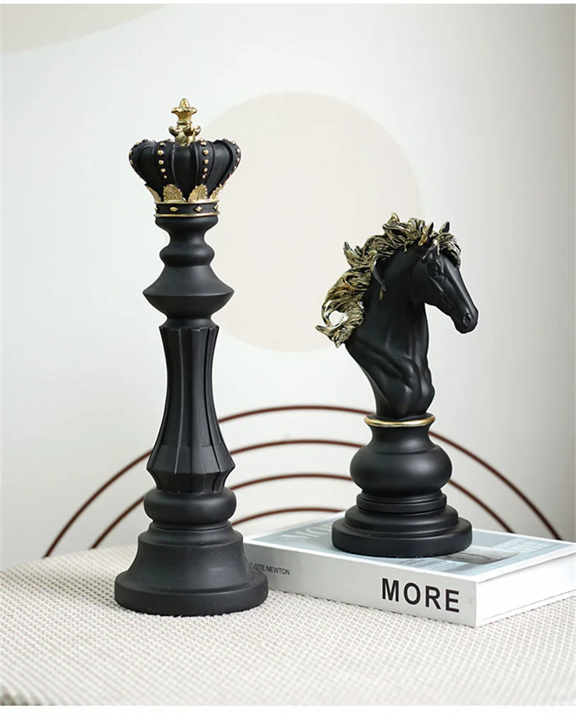 Modern Ornament Resin Craft Chess Set Living Room Home Black White Chess Pieces Model Decor Set Decoration