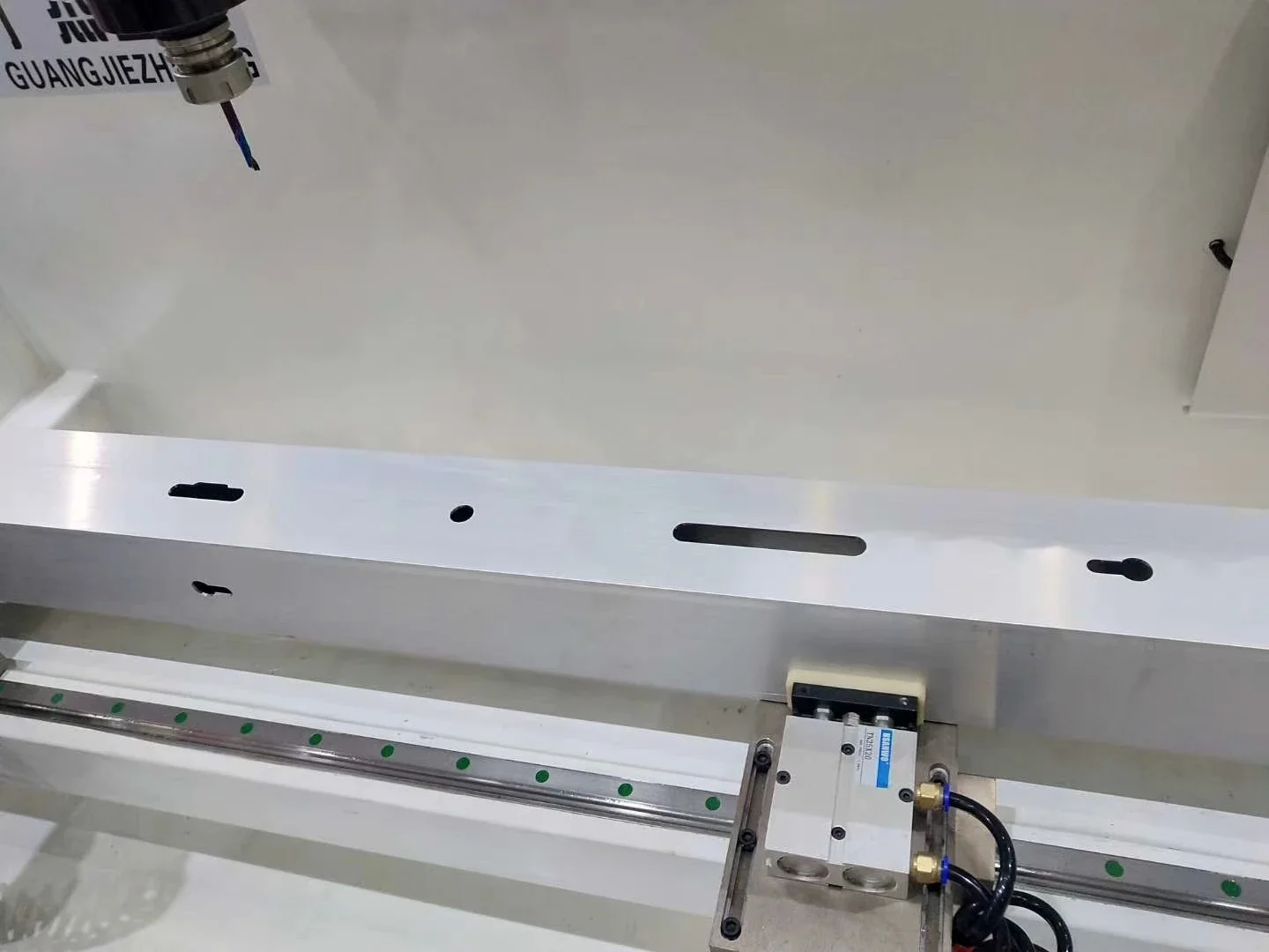 Hot Sale Metal CNC Drilling Machine for Aluminum Profile