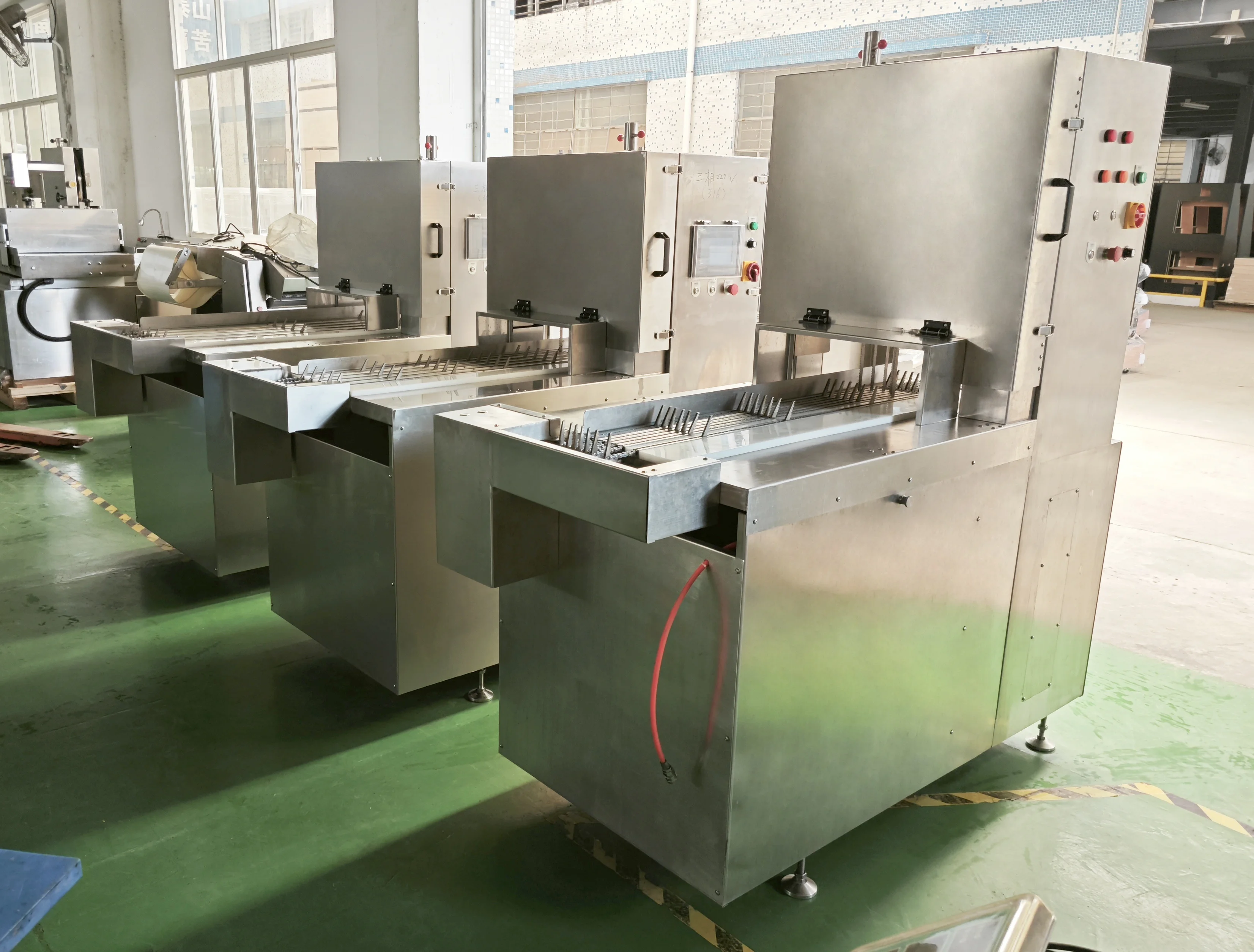 Heavy duty multi-section bone saw machine frozen pig big bone pig foot pork elbow cutting machine