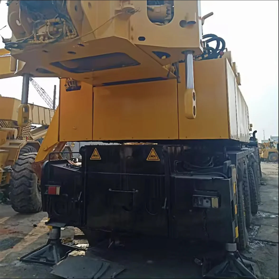 Liebherr brand 300tons heavy lifting LTM1300 truck crane for sale