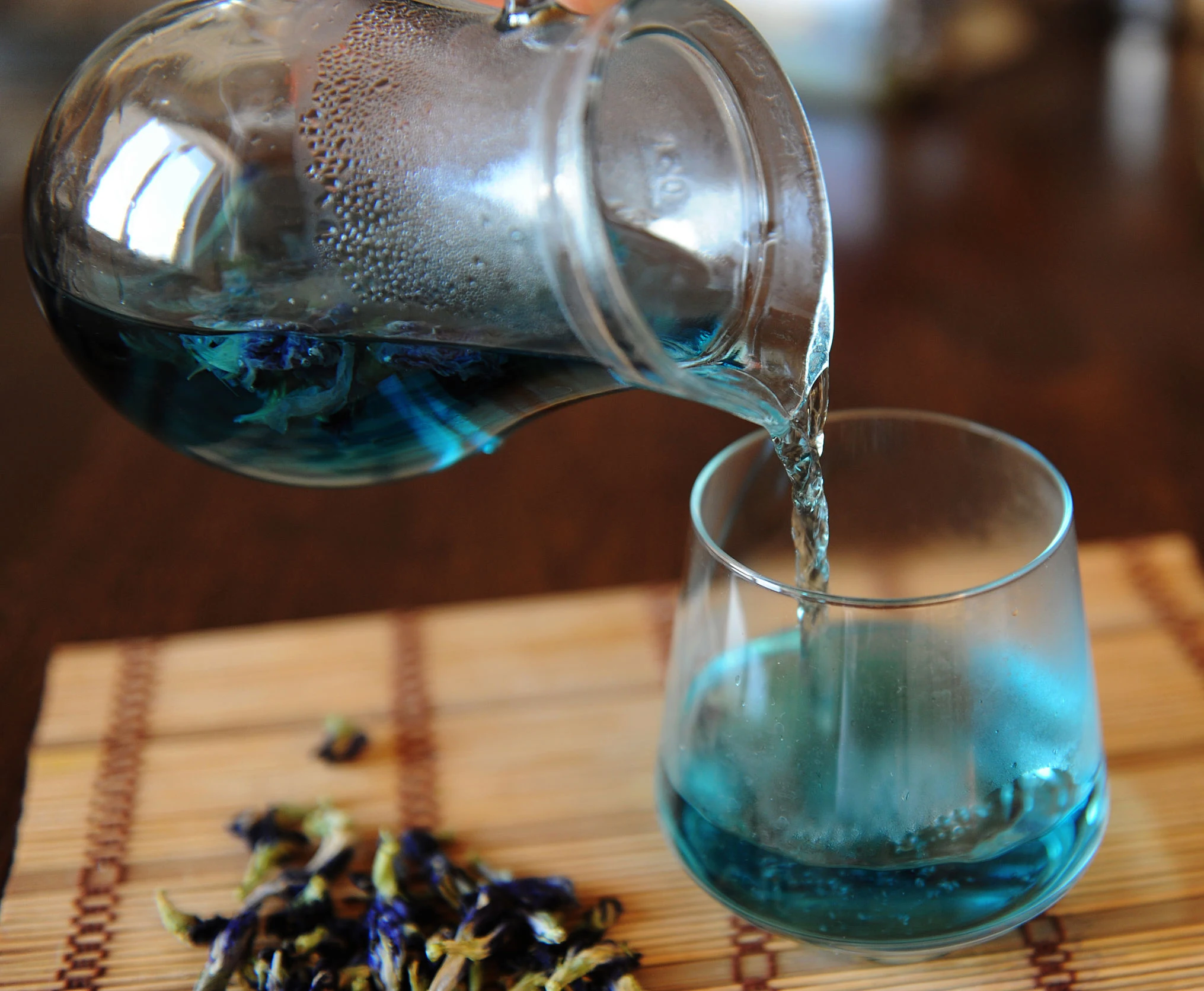 
Blue Organic Dried Butterfly Pea Flowers Natural Pure Tea Drink Clitoria Ternatea Healthy Herbal Herb 