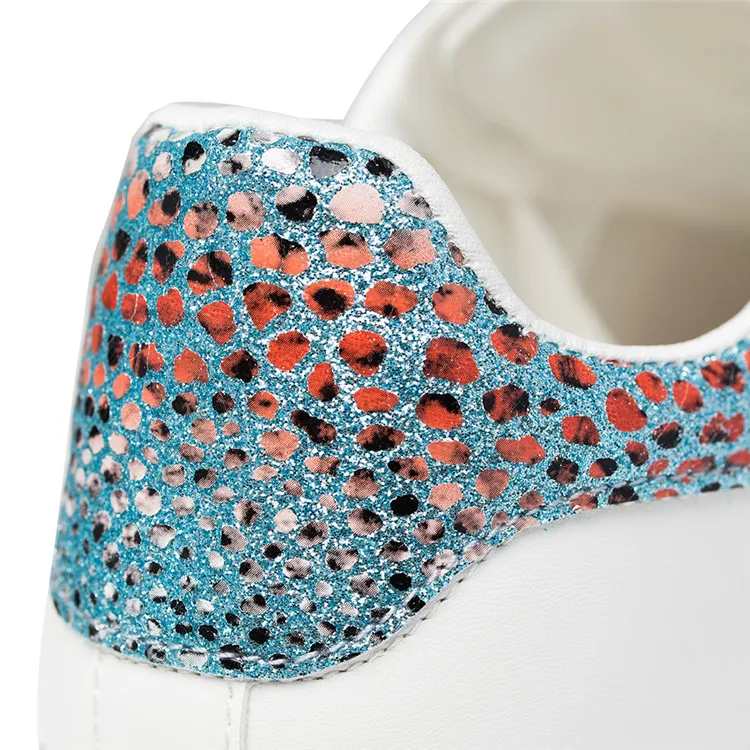 China Supplier Factory Direct Sock Shoes Women Famous Brand Glow Sneakers
